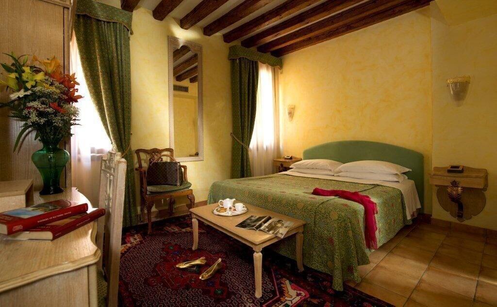 Daplace - Antica Casa Coppo Venice Luaran gambar