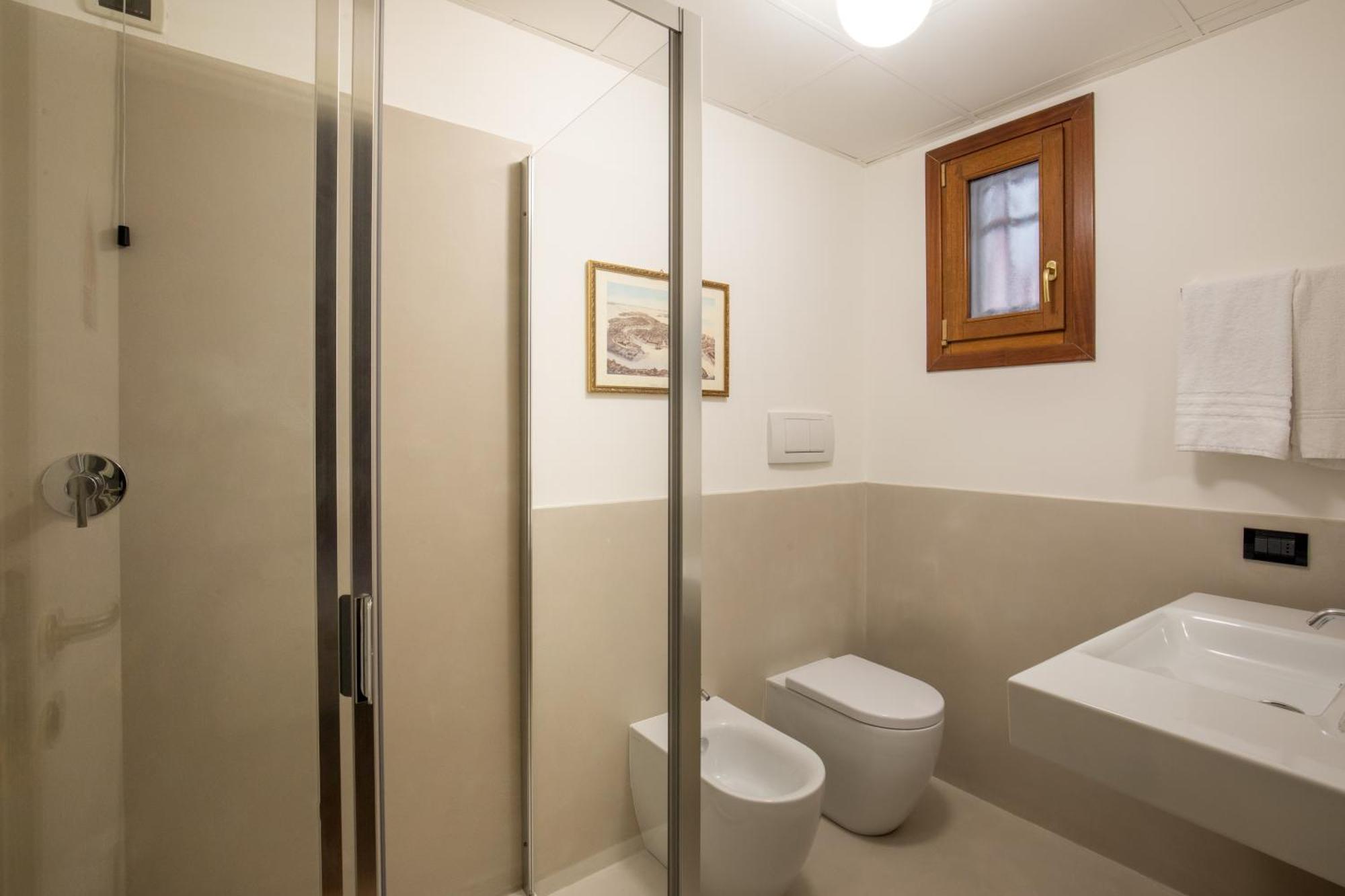 Daplace - Antica Casa Coppo Venice Luaran gambar