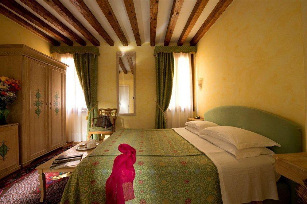 Daplace - Antica Casa Coppo Venice Luaran gambar