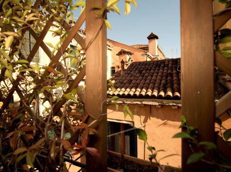 Daplace - Antica Casa Coppo Venice Luaran gambar